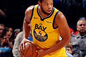 开云体育-北京首钢发布备战花絮；窗口期防线松动；NBA常规赛任务艰巨；身体对抗强度拉满的简单介绍