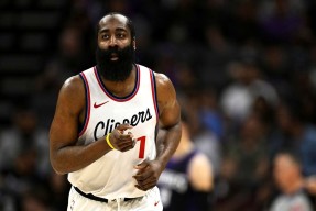 开云体育-关于哈登连续十五场比赛得分超过突破纪录，利物浦挑战极限！的信息